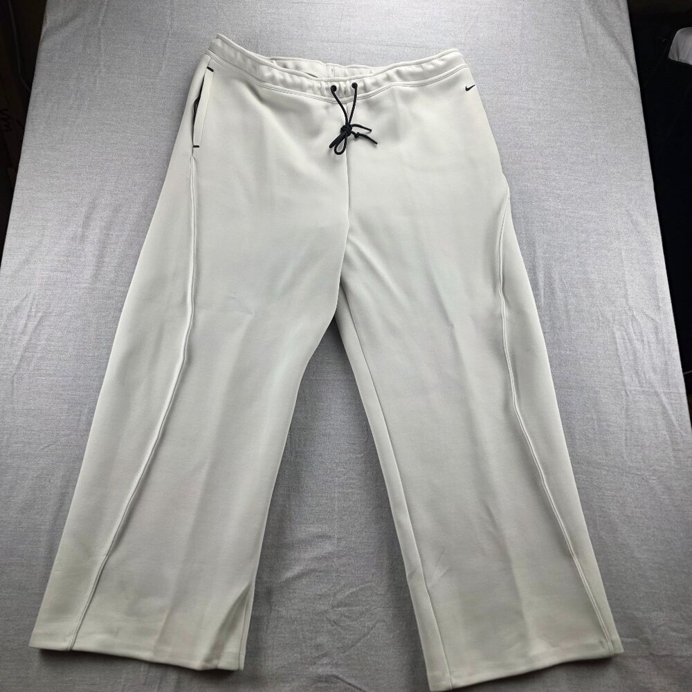 Nike Tech Fleece Loose-Fit Open Hem Pants Light Bone Size XXL 2XL HV6541-072 NWT